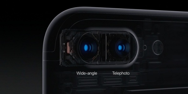 iPhone 7 Plus dual camera