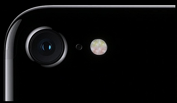 iPhone 7 vs Galaxy s7: camera